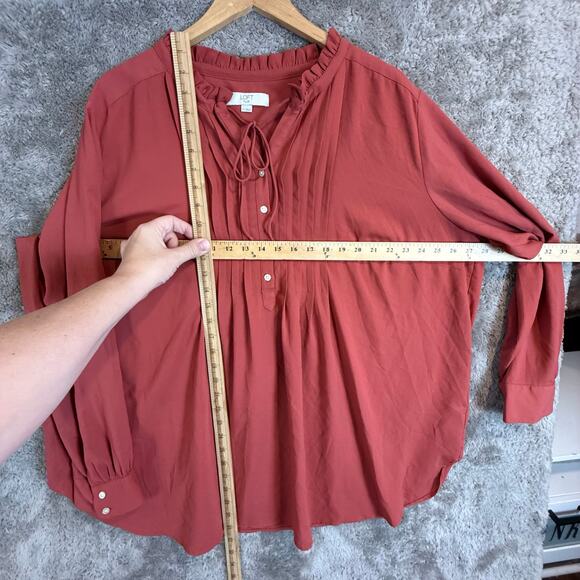 Loft PLUS Size 22 Coral Pintuck Pleated Peasant Blouse Top Popover Button Down - Picture 8 of 10